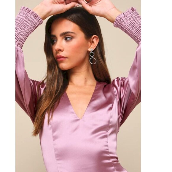 Lulus Sleek Beauty Mauve Purple Satin Smocked Long Sleeve Mini Dress Small NWOT - Picture 4 of 5
